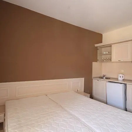 Arendoo In Avalon Apartment